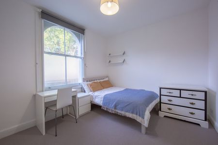 3 Bed Flat, St. Pancras Way, NW1 - Photo 4