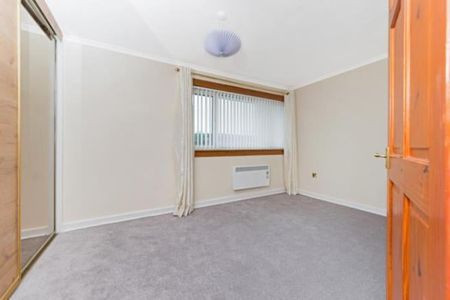 2 Bed Maisonette, Cruachan Road, G73 - Photo 5