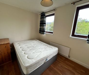 2 Bedroom Property To Rent - Photo 3