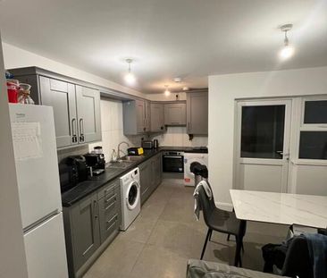 En-Suite Room, Ridgeway Street, Belfast, BT9 5FB - Photo 4