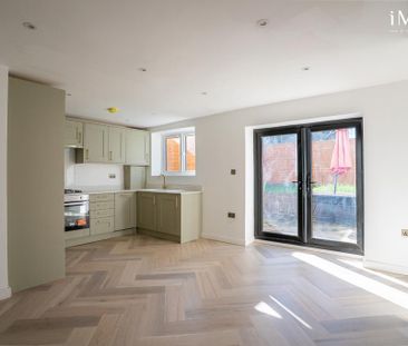 1 bedroom flat to rent - Photo 5