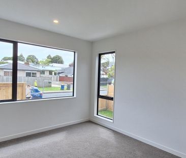 Brand new over the Shore. - Photo 3