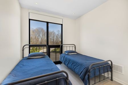 For Lease - 3547 Riva Avenue, Innisfil, Ontario - Photo 2