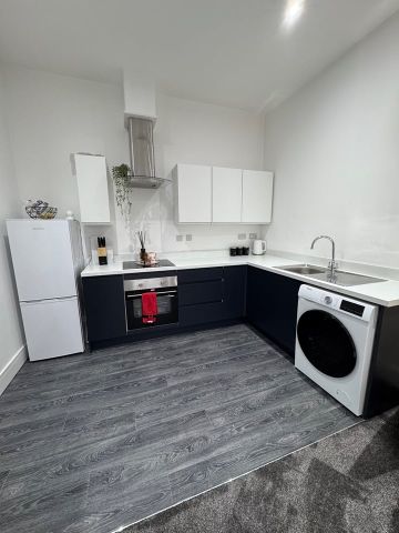 1 Bed Flat, Park Road South, CH43 - Photo 3