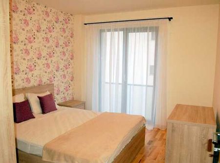 Apartament cu 3 camere, 72 mp, garaj, totul nou, zona Oncos - Photo 5