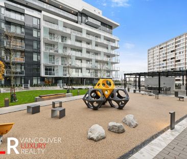 Condo in Richmond, BC - Photo 3