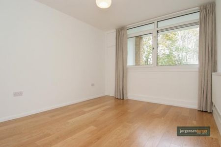 NEWLY REFURBISHED ONE BEDROOM FLAT WITH BALCONY ZONE 2 - Photo 5