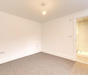 1 bedroom property to rent - Photo 2