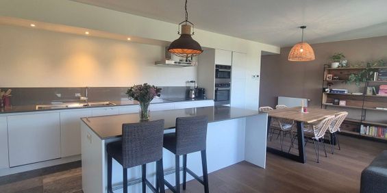 Appartement te huur in Merelbeke voor € 1.150 met 2 slaapkamers - Photo 3