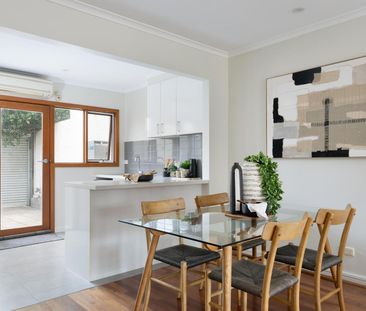 125 Napier Street, South Melbourne VIC 3205 - Photo 2