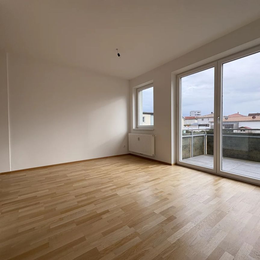 Helle 3-Zimmer Wohnung mit Loggia und Balkon - Photo 1