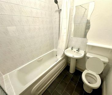 Studio to rent - Photo 6