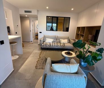 Alquiler de piso en Calle Londres s/n - Photo 2