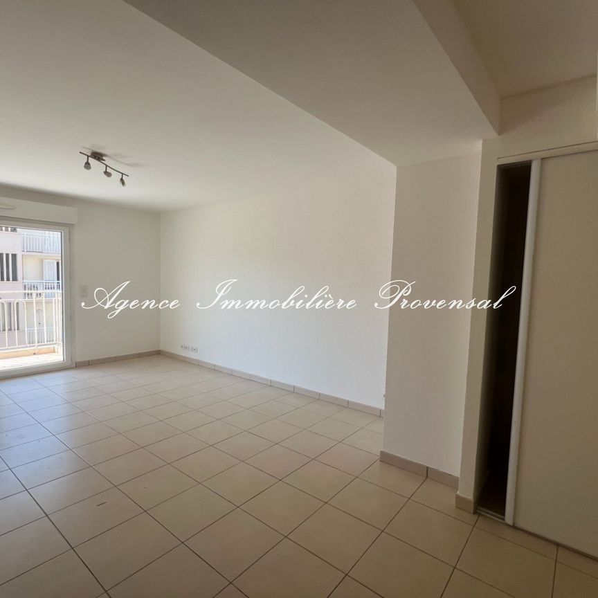 Location Appartement 2 pièces 39m² STE MAXIME 83120 - Photo 1