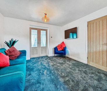 2 bedroom semi-detached house to rent - Photo 3