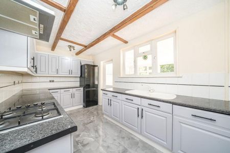 3 bedroom house to rent - Photo 3