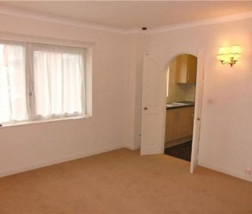 1 bedroom retirement property to rent - Photo 2