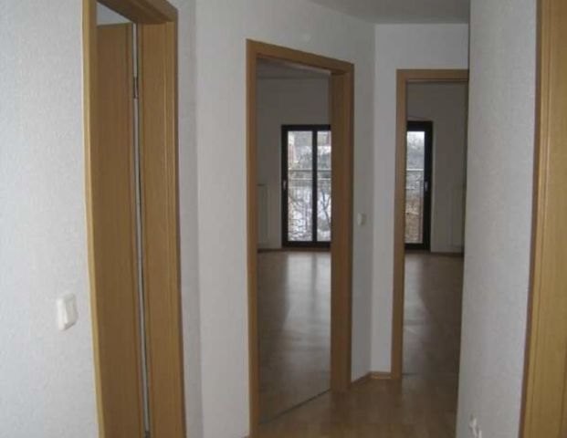 Preiswerte sonnige 2-R-Wohnung in MD- Altstadt ca.56,83m²; im DG. zu vermieten. - Photo 1
