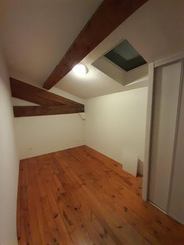 Location Appartement 4 pièces 75m² MIREVAL 34110 - Photo 3