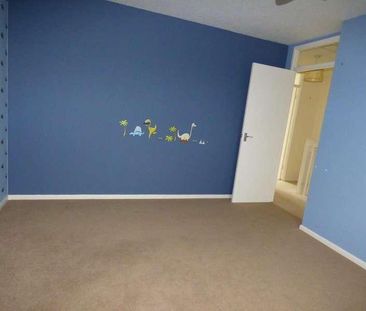 Cloverfields, Gillingham, SP8 - Photo 3