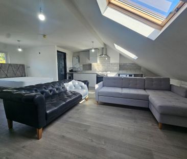 Hathersage Road, Manchester, M13 - Photo 2