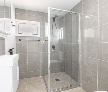 1 & 2/5 Eighth Avenue, South Townsville QLD 4810 - Apartment For Re... - Photo 3