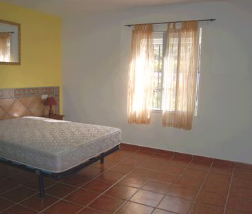 Detached country villa for winter rent situated in Frigiliana - Photo 6