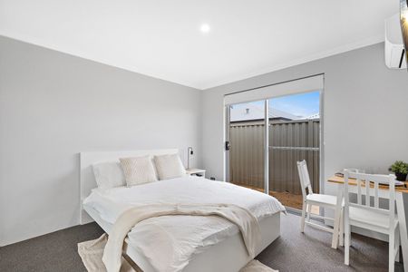 Golden Bay - Photo 2