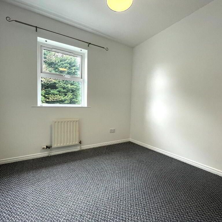 2 Hazeldene Court, Lisburn, BT28 1FP - Photo 1