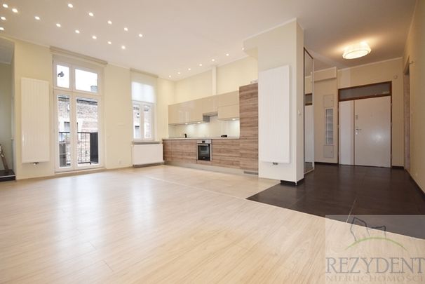 Katowice, Śródmieście, Zabrska - Zdjęcie 1