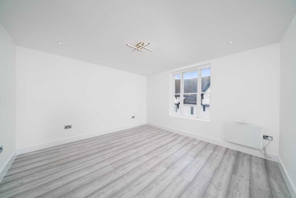 Bank Street, Braintree - Photo 1