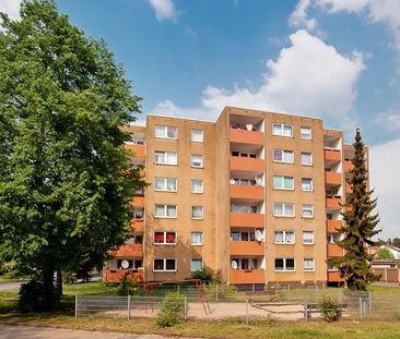 Geräumige 3-Zimmer-Wohnung mit Balkon in grüner Lage (WBS) - Foto 1