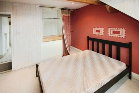 3 bedroom terraced house to rent - Photo 2