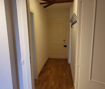 Belle chambre mansardée, idéal pour étudiants ou comme pied-à-terre... - Foto 2