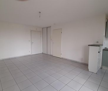 location Appartement T2 DE 40.97m² À TOULOUSE - Photo 1