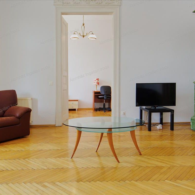 Kiadó jó állapotú lakás - Budapest VII. kerület - Photo 1