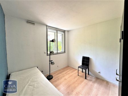 Location Appartement 3 pièces 64m² LILLE 59000 - Photo 4