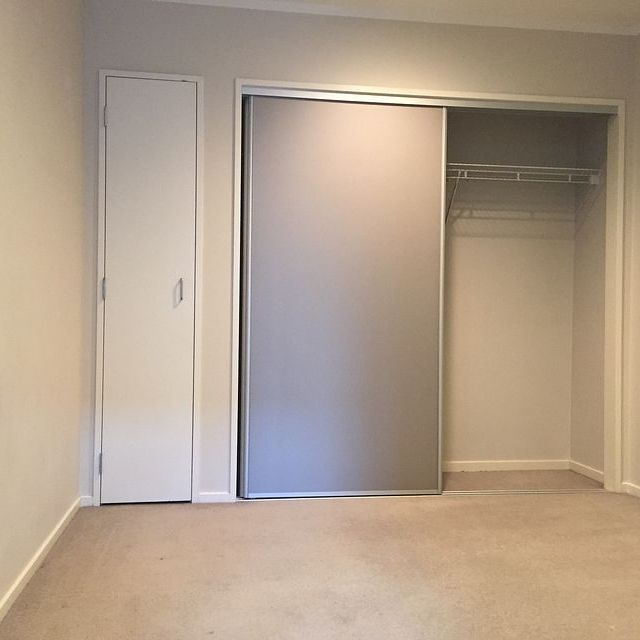 Sunny Third Floor Apartment on the CBD's Fringe - Photo 1