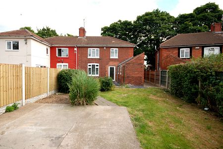 Warmsworth Road, Balby, DN4 0TU - Photo 4