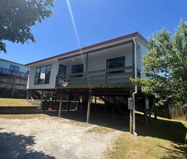 3 Bedrooms in Hamilton East - Photo 4