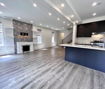 For Lease - 48 Copperhill Heights, Barrie, Ontario - Photo 1