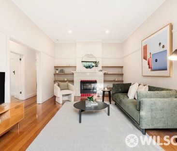 Renovated Art Deco - 9 MONTH LEASE PREFERRED - Photo 3