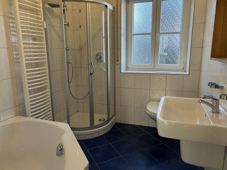 Sanierte Altbauwohnung im Niebelungenviertel - Photo 4