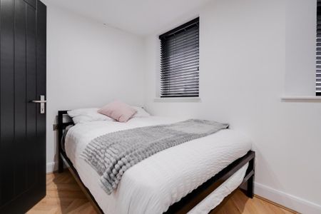 6 bedroom house to rent - Photo 5