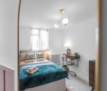 6 bedroom house to rent Hitchin Road, Luton, LU2 - Photo 2