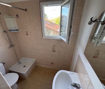 Location Appartement 2 pièces 29m² TOULON 83000 - Photo 5