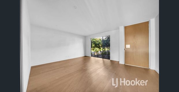 Spacious Four-Bedroom Home in a Sought-After Kew Location - Photo 1