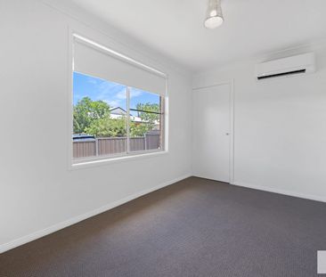 Fully Renovated Townhouse- Close to Everything! - Photo 6