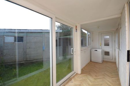 3 bedroom semi-detached house to rent - Photo 4