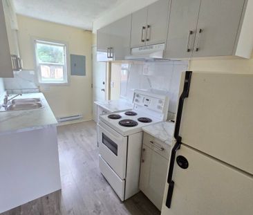 2 Bedroom Duplex - Photo 4